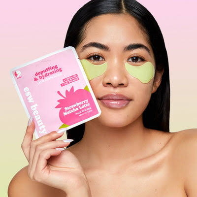 Strawberry Matcha Latte Depuffing and Hydrating Eye Patches