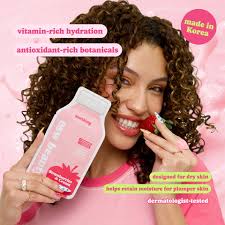 Strawberries & Cream Soothing Raw Juice Mask